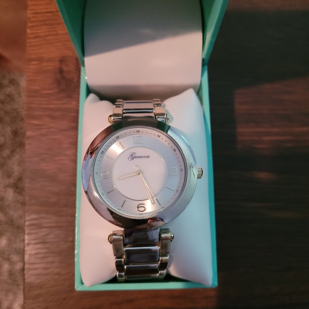 Womens watch